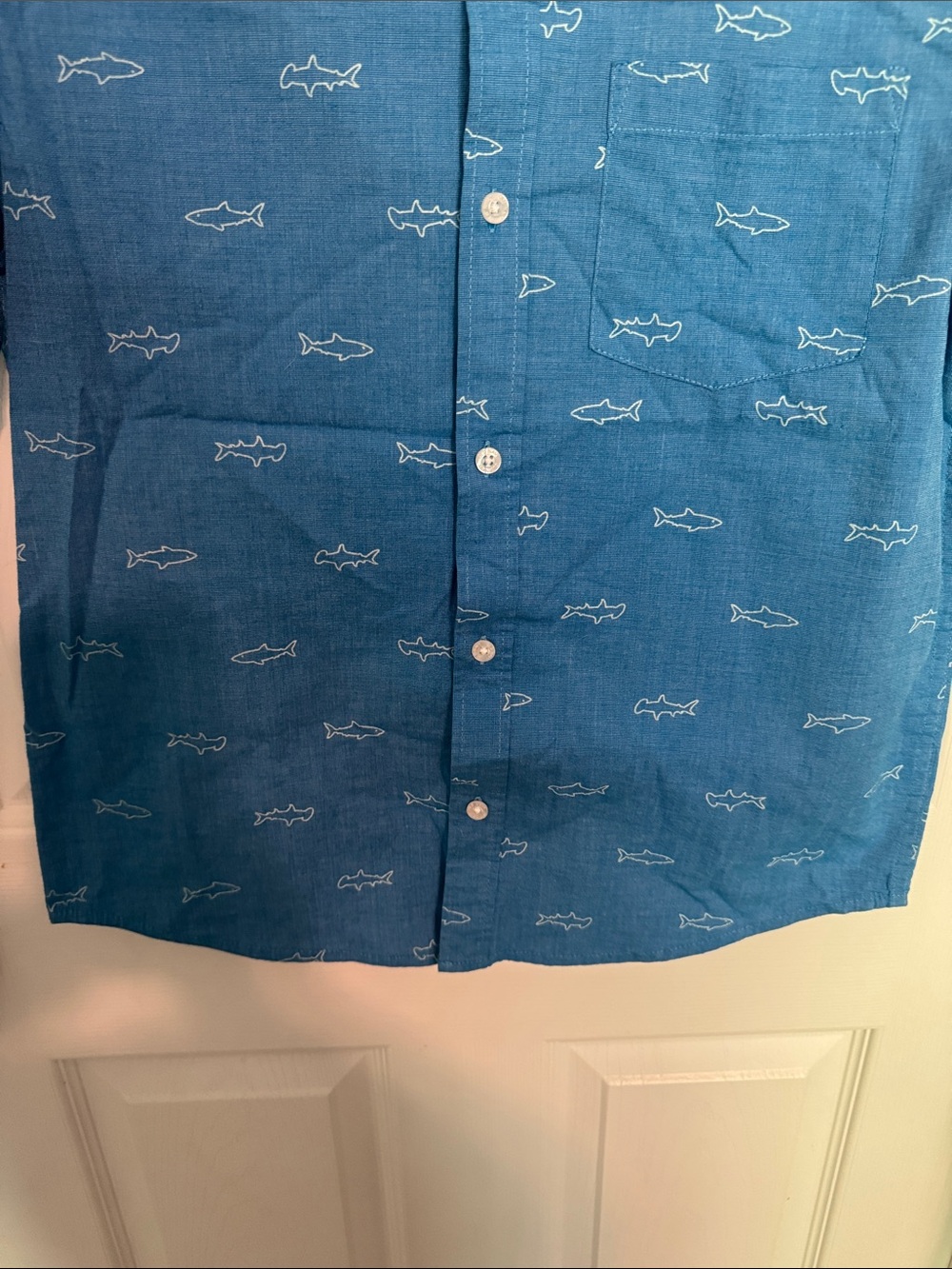 EUC Old Navy Boys Short-Sleeve Shark-Print Button-Down Shirt - Picture 4 of 6